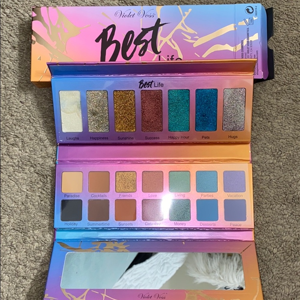 Eyeshadow palette